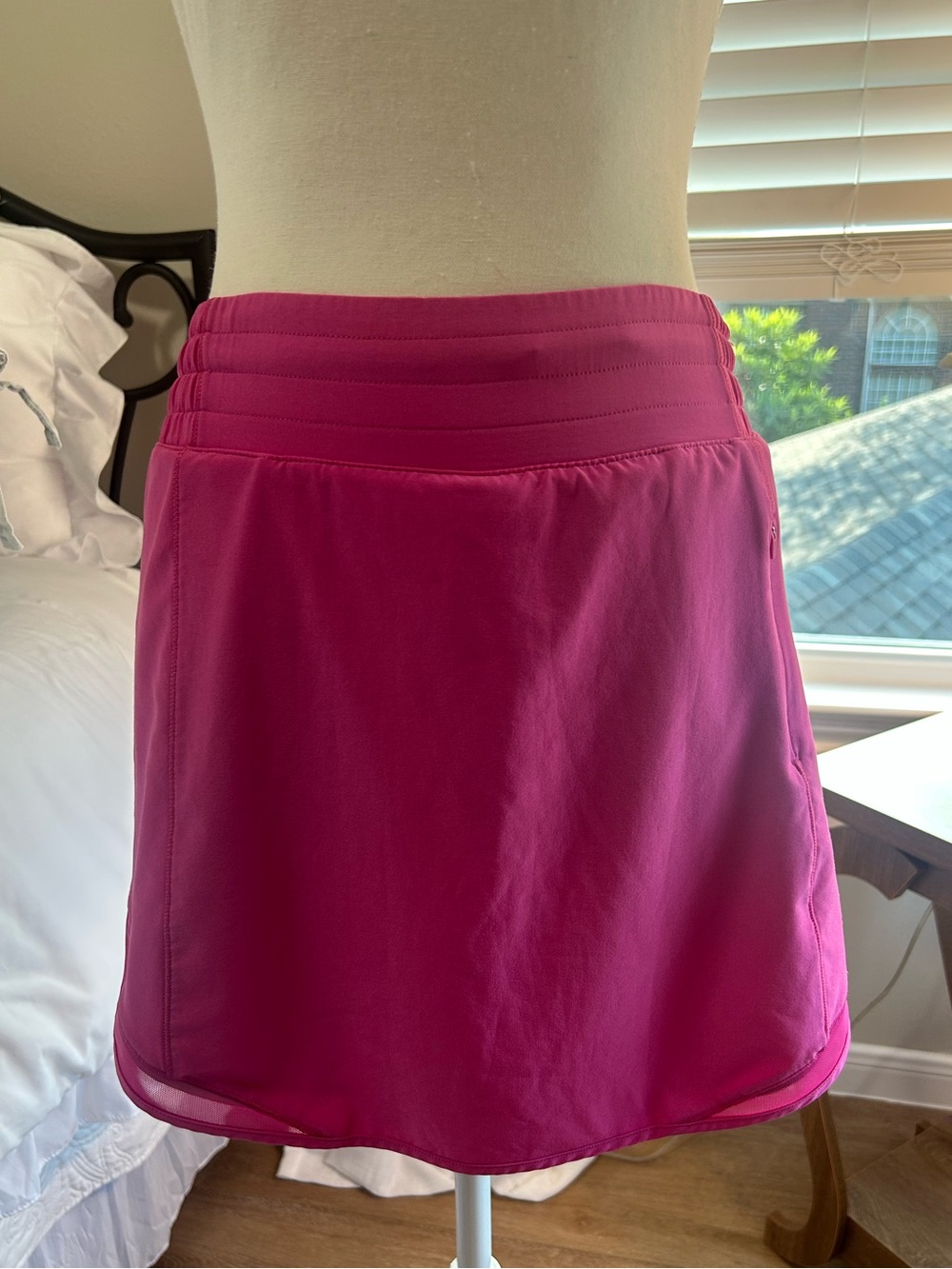 Lululemon Women’s Performance Skort in Bright Fuchsia